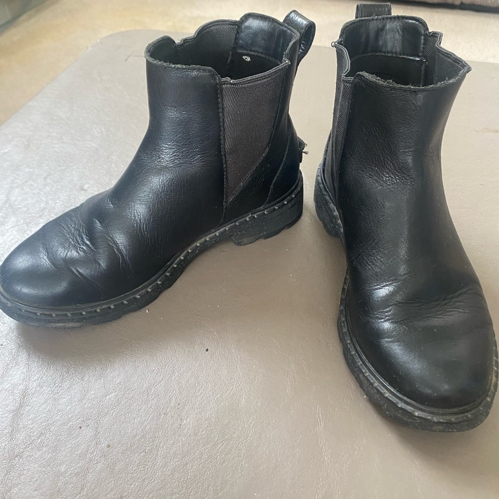 Sorel Lennox Daytona Chelsea Boots